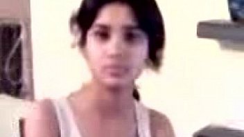 Indian call girl wearing bra after fucking MMS