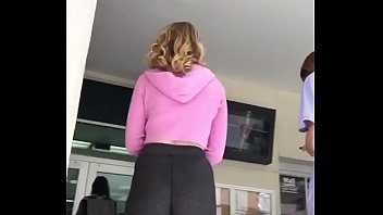 Candid college pawg in sweats