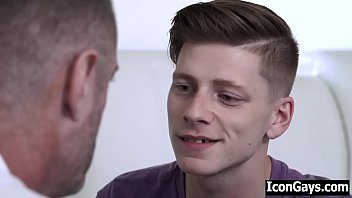 Straight mature daddy fucks a gay escort