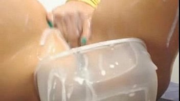 Creamy cum squirting slut gushes with pleasure