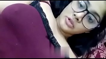 Dhaka school girl showing her pussy on webcam