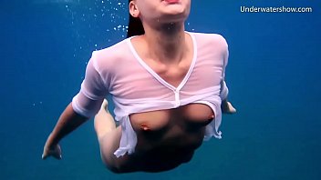 First underwater erotic video