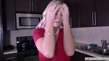 Stunning MILF Kenzie Taylor deepthroats a huge hard dick