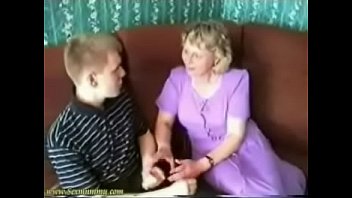 sexmummy com mom fucking her sons best friend1
