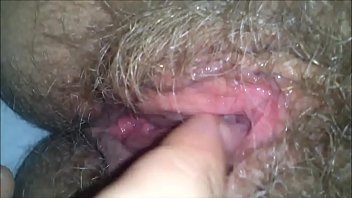 Super Closeup Eating Out her Mature Hairy Pussy