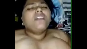 Busty Bhabhi moaning sex MMS latest video