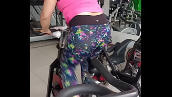 Mi Marido Me Llevo Al Gimnasio De Casualidad Encontre a Su Jefe El Enterro Sus Ojos En Mi Concha y Culo Y Yo Me Deje Sin Condon Por un Aumento De Sueldo Para Mi Marido Final Inesperado (Creampie Sorpresa) Usa Medellin Colombia 1 XXX FULL ON XRED