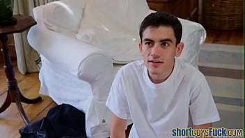 British brunette stuffed by little guy after massage